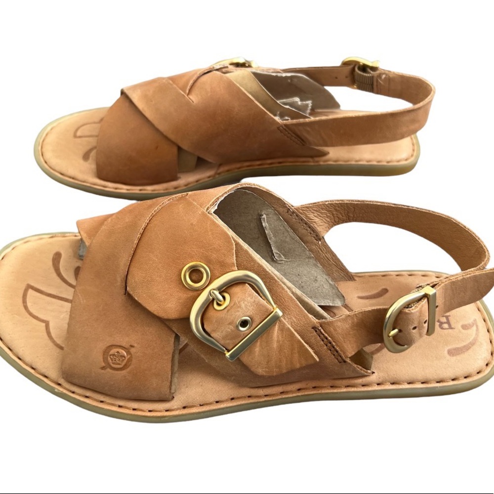 Born women’s sandals Franz light brown size 9